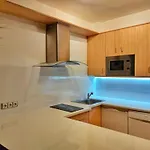דירה New Fabulous Beachfront טורמולינוס
