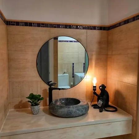 New Fabulous Beachfront Торремолинос