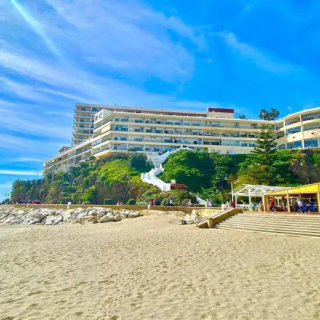New Fabulous Beachfront Apartment *